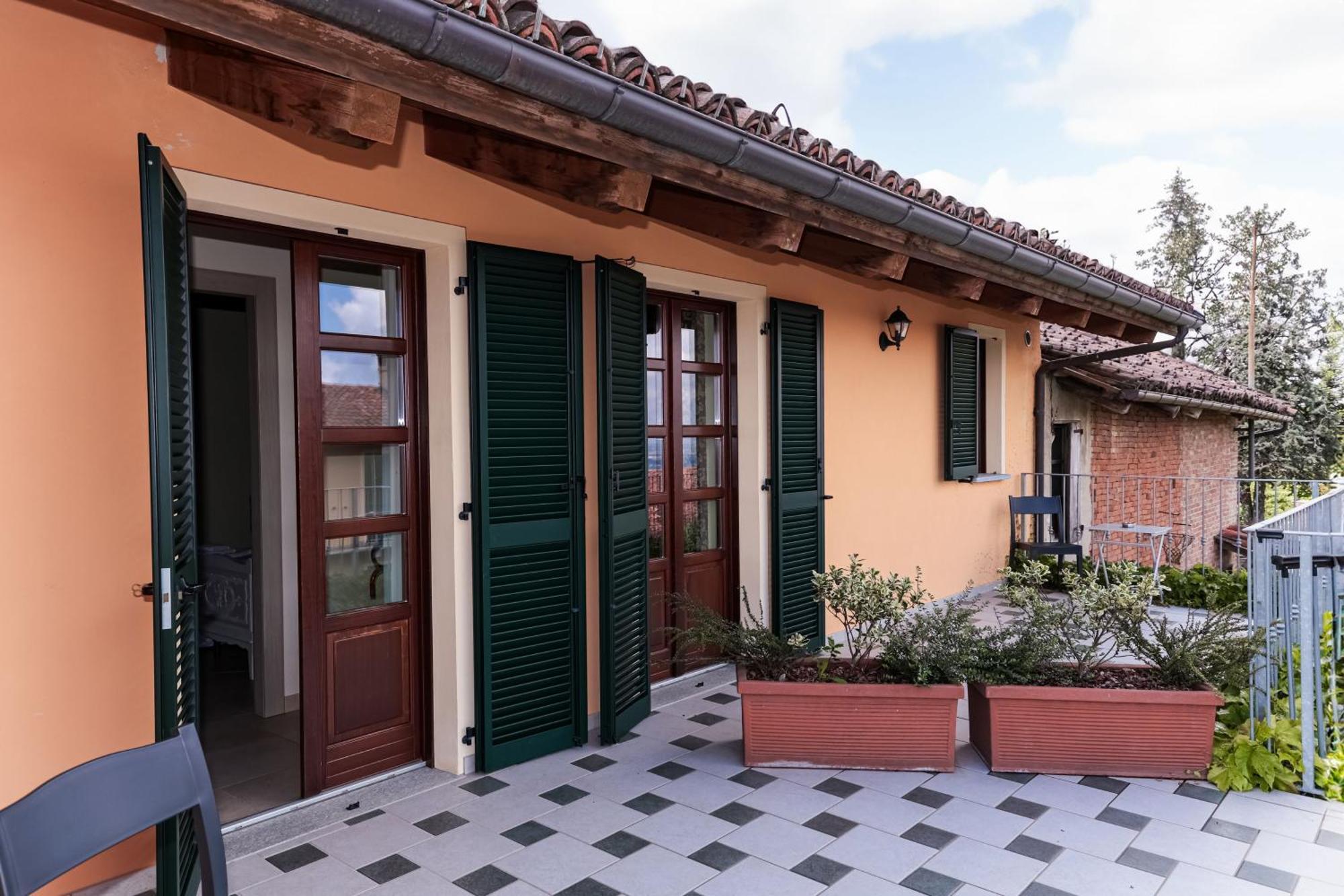 La Cantinella Country House La Morra Luaran gambar