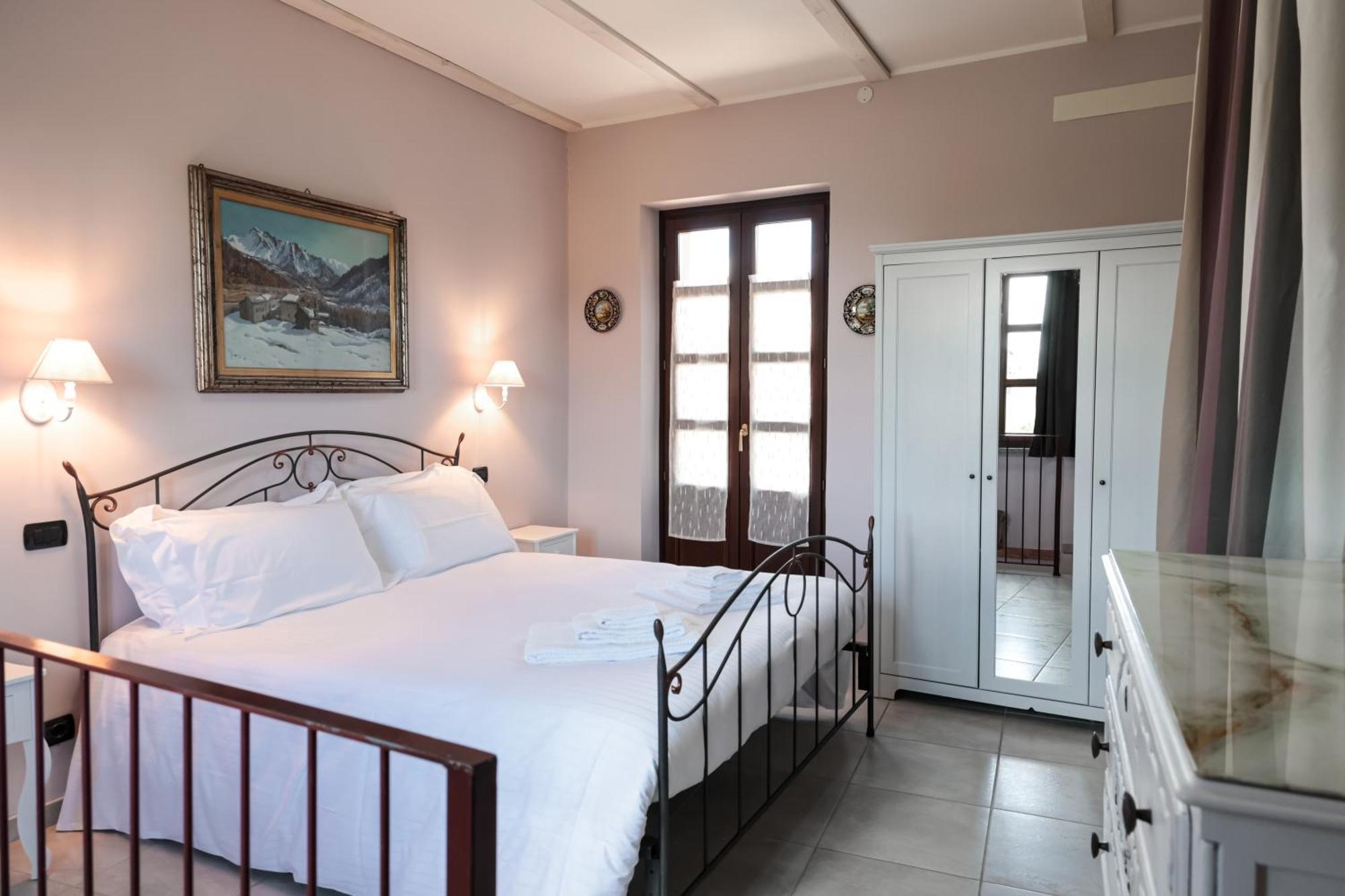 La Cantinella Country House La Morra Luaran gambar